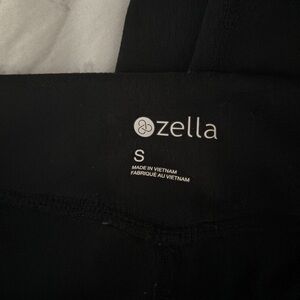 Zella black leggings